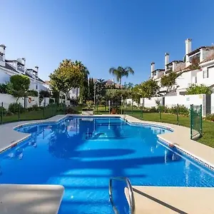 -patio Andaluz- Apartamento Marbella