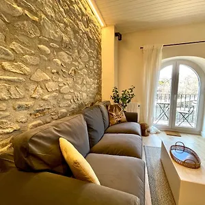 Colgante Al Rio Con Vistas Al Puente Apartamento Camprodon